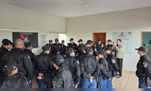 
							Emoção marca adeus ao cão policial Rintin Tin no 10º BPM de Apucarana; vídeo
						
						