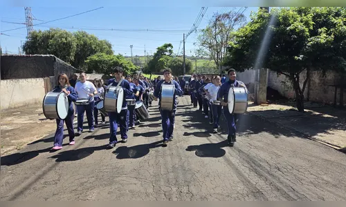 
							Estudantes se preparam para o 7 de Setembro em Apucarana; veja
						
						