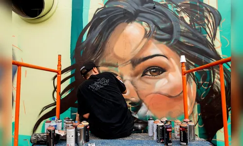 
							Grafiteiro de Apucarana leva arte brasileira para encontros internacionais na Ásia
						
						
