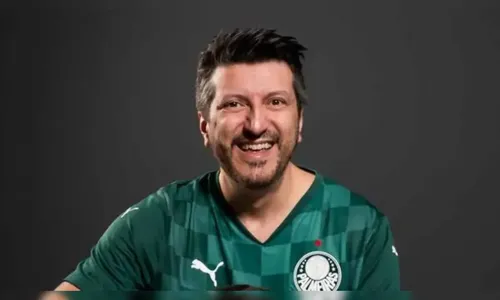 
							Influenciador e piloto Lito Sousa recebe homenagem no Mini Mundo, em Gramado
						
						