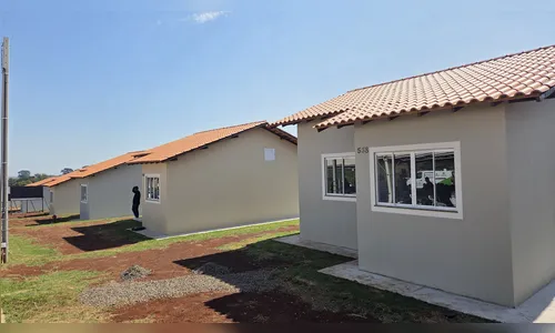 
							Novo residencial com investimento de R$ 17,8 milhões beneficia 77 famílias em Apucarana
						
						