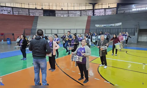 Projeto cria fanfarra para idosos e reúne mais de 80 participantes em Arapongas