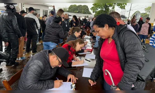 
							Temporal deixa mais de 600 famílias desabrigadas e mobiliza força-tarefa em Apucarana
						
						