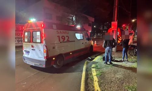 Entregador sofre fraturas em acidente entre moto e carro em Apucarana