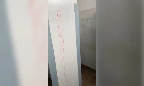 Pichações expõem tensão em colégio cívico-militar do PR após caso de câmera em banheiro