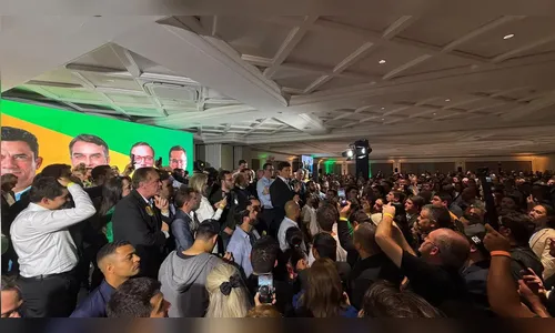 Moro mobiliza 230 prefeitos e quase 3 mil lideranças do PR em ato de apoio a Flávio