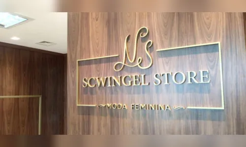 
						
							CEO da Scwingel Store, Nicole Scwingel, vem se destacando no mundo da moda feminina
						
						