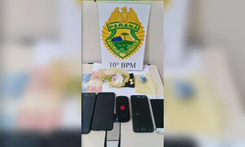 
							PM de Apucarana prende 11 pessoas por tráfico na Vila Reis
						
						
