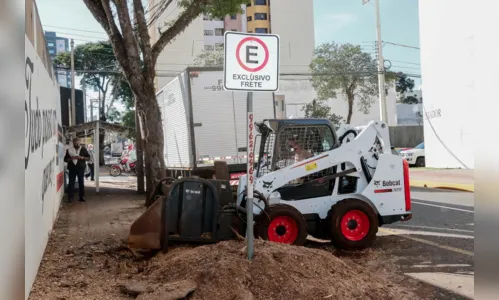 
							Retirada de tocos reduz obstáculos nos passeios públicos
						
						