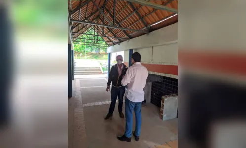 
							Escola Professor Alcides Ramos na reta final da reforma e ampliação
						
						