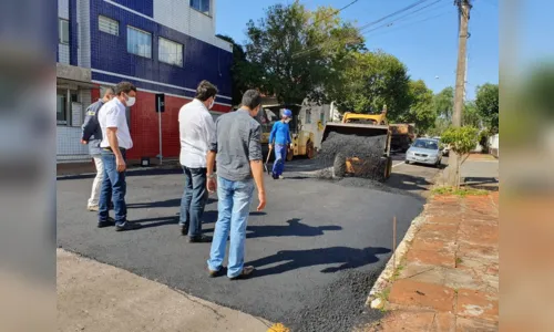 
							Rua Miguel Simião ganha faixa elevada em Apucarana
						
						