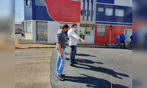 
							Rua Miguel Simião ganha faixa elevada em Apucarana
						
						
