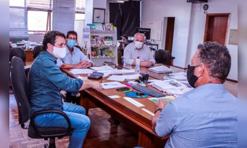 
							Apucarana e Rio Bom debatem obras e políticas públicas
						
						