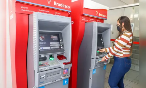 
							Apucarana injeta R$5,5 milhões na economia com antecipação do 13º
						
						