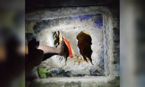 
							Detentos fogem da cadeia de Ibiporã na madrugada desta sexta-feira; veja
						
						