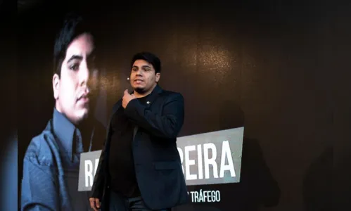 
							Palestrante Rainer Ferreira ensina marketing digital aos novos
empreendedores
						
						