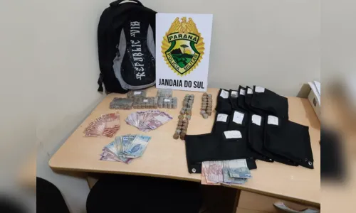 
							Dupla é presa após arrombar cofres de supermercado em Jandaia
						
						
