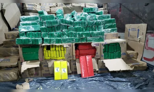 
							PRF de Alagoas apreende 1 tonelada de maconha que teria saído de Faxinal
						
						