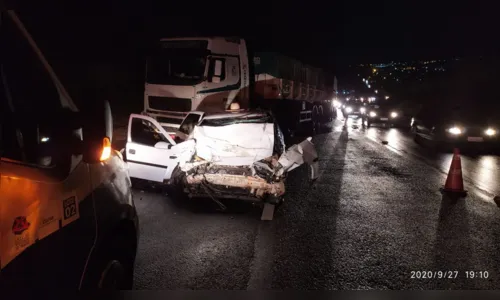 
							Duas pessoas morrem após acidente na PR-444 em Mandaguari
						
						