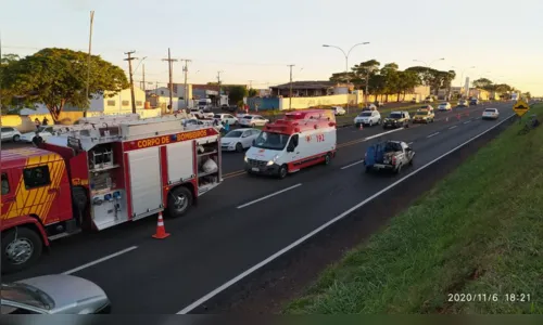 
							Três pessoas ficam feridas após atropelamento na BR 369; assista
						
						
