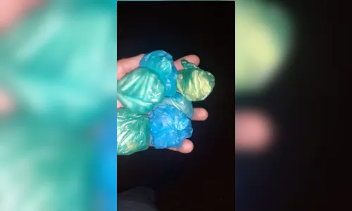 
							Adolescente que realizava venda e entrega de drogas é apreendido
						
						