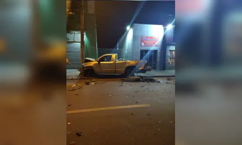 
							Acidente envolvendo diversos veículos deixa um ferido em Arapongas
						
						