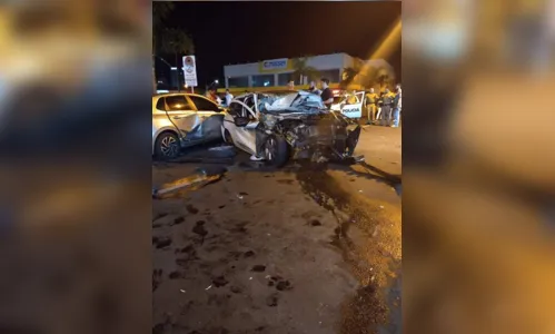 
							Acidente envolvendo diversos veículos deixa um ferido em Arapongas
						
						