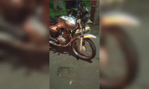 
							Motociclista sofre fratura após colidir com carro na saída do mercado
						
						