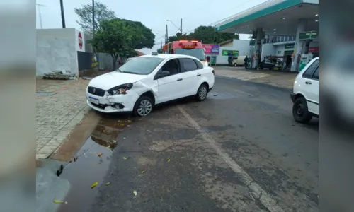 
							Jovem sofre ferimentos após acidente na Rua Talita Bresolin
						
						