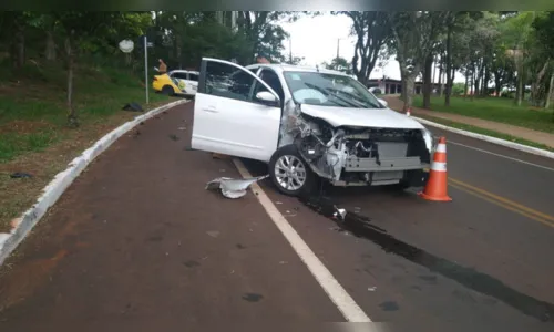 
							Samu atende colisão entre veículos na Avenida Jaboti; Assista
						
						