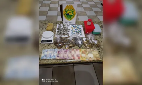 
							Polícia Civil e Polícia Militar apreendem drogas durante operação
						
						
