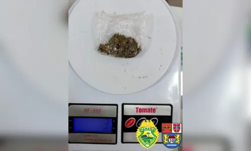 
							Motocicleta sem placa é apreendida pela Polícia Militar
						
						