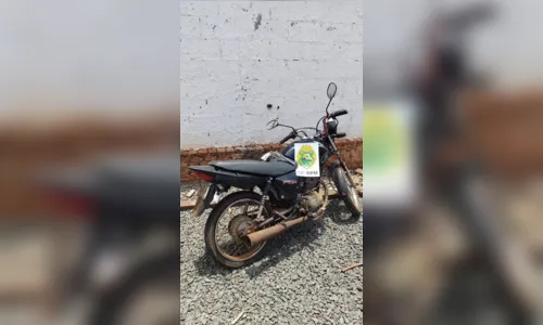 
							Dupla que iria praticar assalto é presa antes do crime
						
						