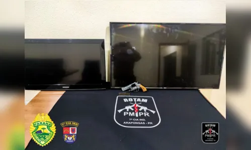 
							Ladrão pego em flagrante é baleado em tentativa de fuga
						
						