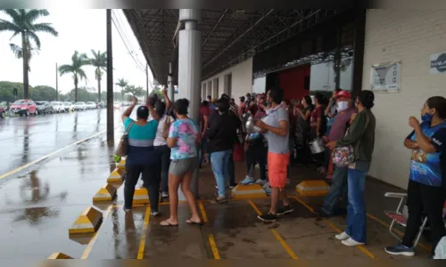 
							Trabalhadores realizam panelaço, mas Prodasa não apresenta proposta; Vídeo
						
						