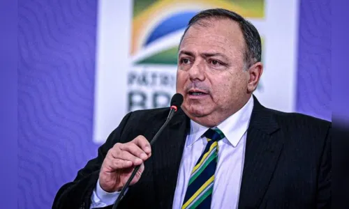 
							Ministro da Saúde diz que vacinação se iniciará em janeiro porém não revela data
						
						