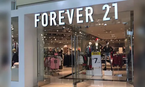 
							Forever 21 decide fechar 11 lojas em shoppings brasileiros
						
						