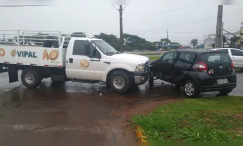 
							Motorista fica ferida em acidente no Parque Industrial Norte; Vídeo
						
						