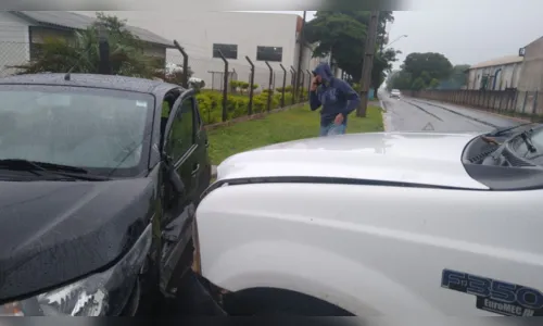 
							Motorista fica ferida em acidente no Parque Industrial Norte; Vídeo
						
						