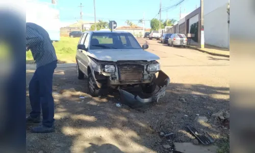 
						
							Acidente entre dois carros é registrado nesta manhã
						
						