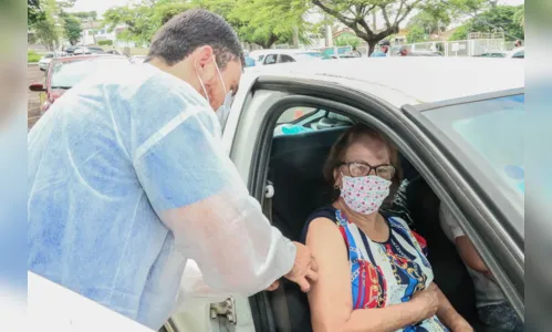 
							Apucarana realiza vacinação de idosos a partir de 85 anos
						
						