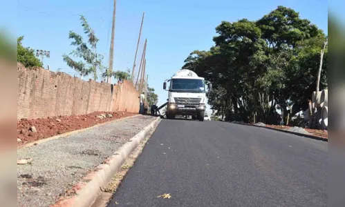 
						
							Jardim Alegre investe em obras de pavimentação
						
						