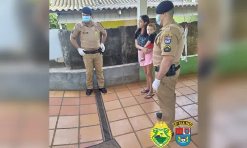 
							Emoção: PM encontra bebê que se engasgou com leite
						
						