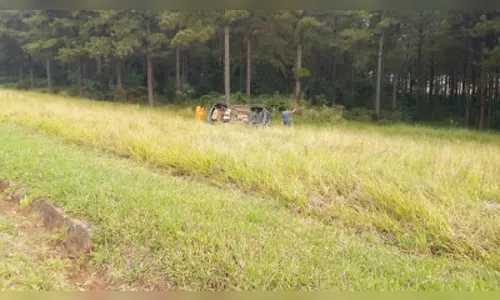 
						
							Jovem sofre capotamento e acaba preso na região; entenda
						
						