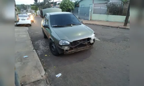 
							Motociclista fica ferida depois de bater de frente com carro
						
						