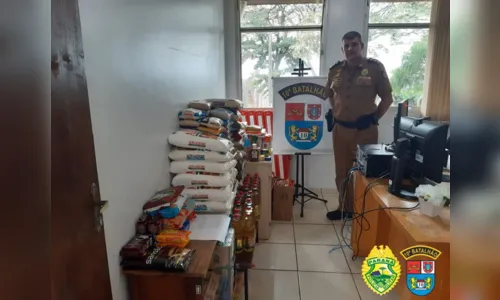 
							PM doa 420 kg de alimentos para 'Vacina Solidária'
						
						