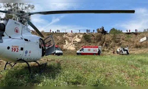 
							Cabine de caminhão se desprende e motorista fica ferido
						
						