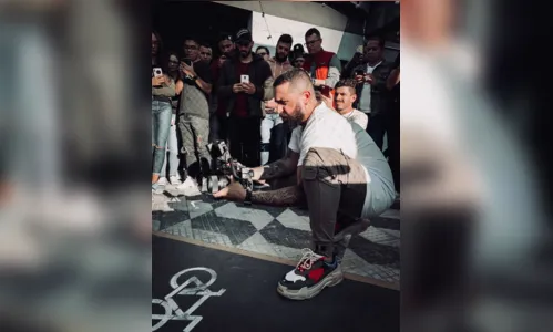 
							Conheça Rafael Edison, videomaker catarinense que é sucesso
						
						