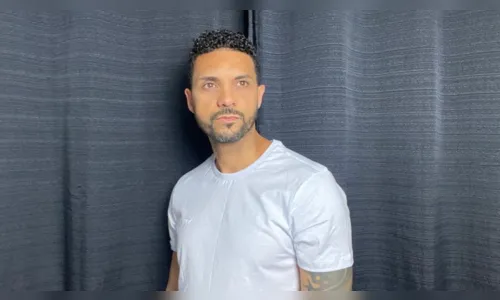 
							Gutierrez Medeiros: cantor, compositor e produtor musical
						
						