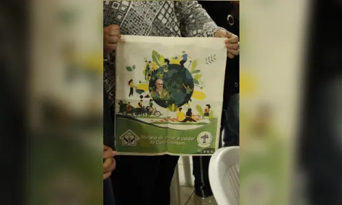 
							Paróquia entrega mudas e realiza coleta de óleo usado
						
						